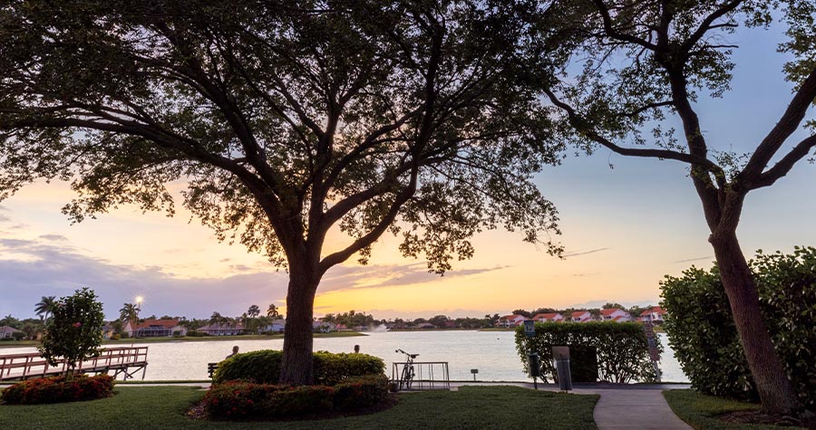 Amenities Lake Path | Berkshire Lakes Master Association Inc.